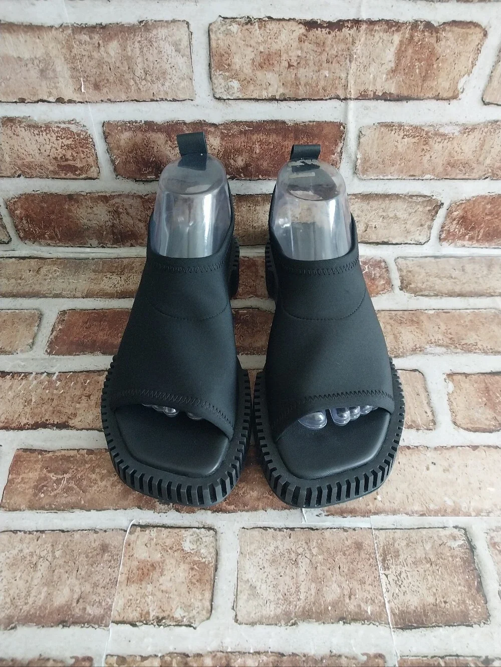 Arche brand new